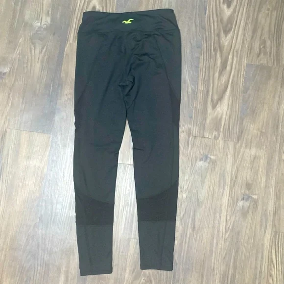 Women’s Black Hollister Mesh Leggings - Picture 3 of 6
